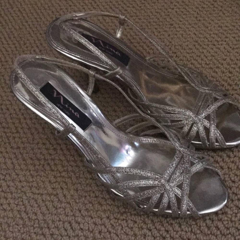 Shoes. Dressy. Straps. Gold